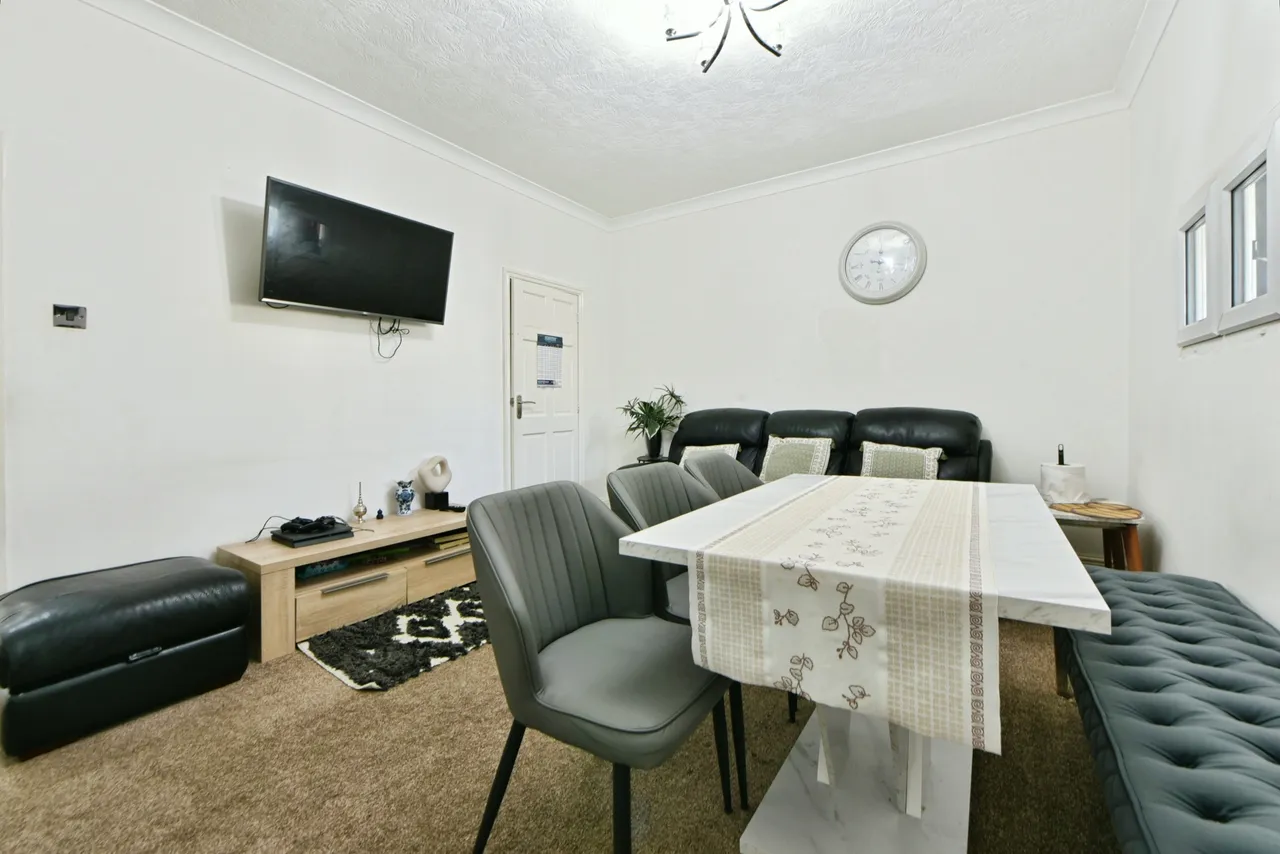 Ashford Street, Nelson, BB9, photo 14