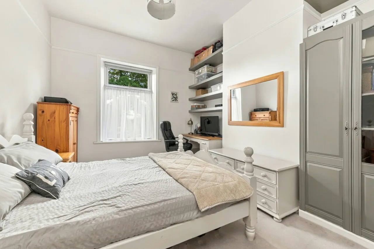 Clifton Road, Marsh, HD1, photo 10