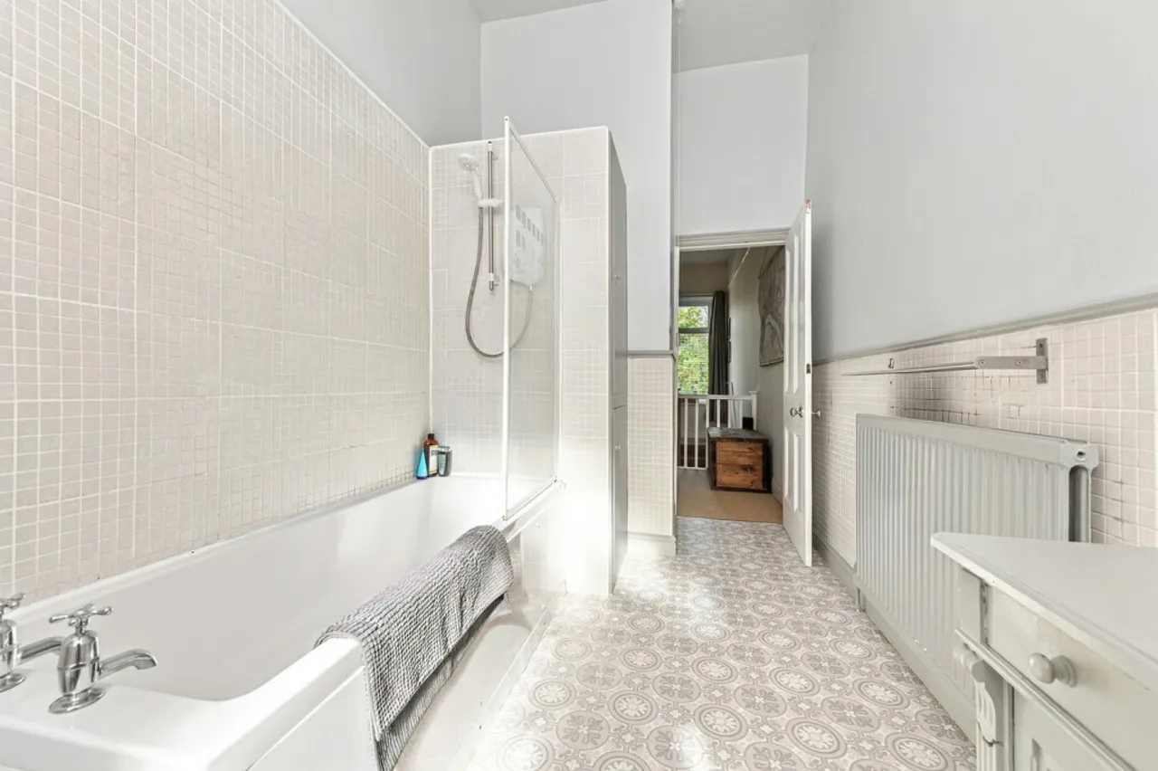 Clifton Road, Marsh, HD1, photo 11
