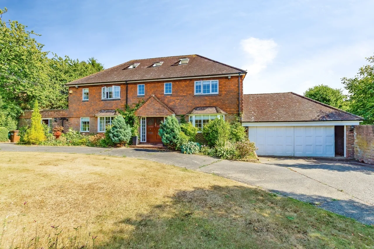 6 bed house for sale, Firgrove Road, Cross In Hand, TN21