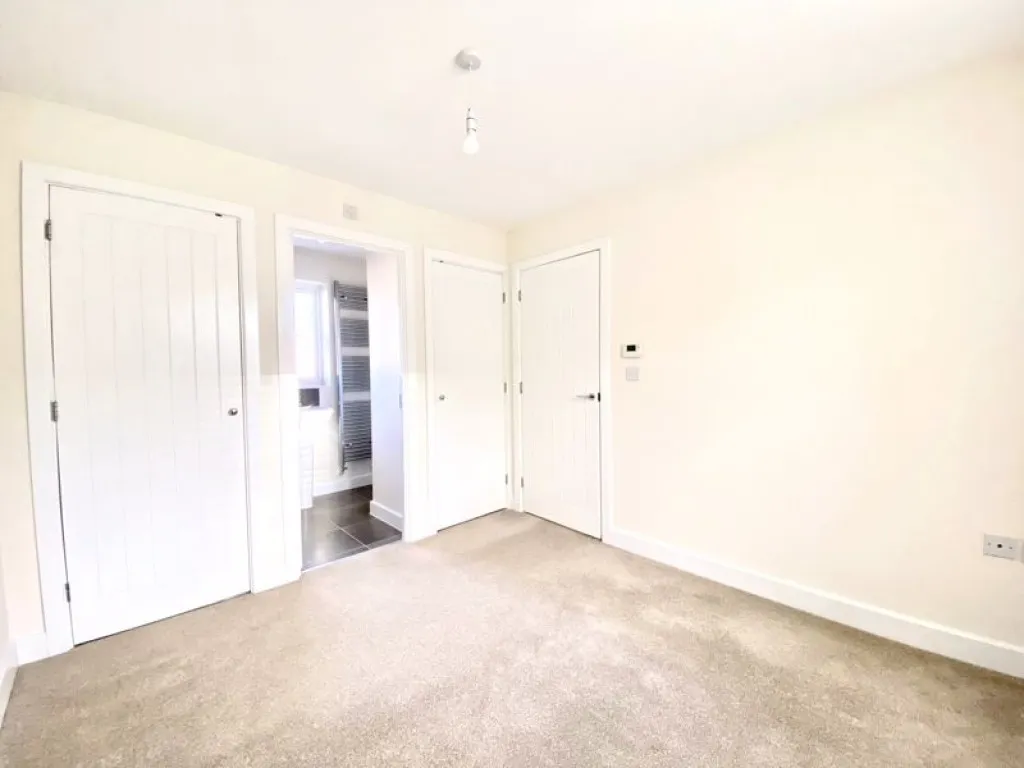 Station Road, Calne, photo 7