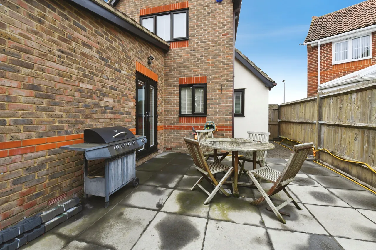 Langham Drive, Rayleigh, SS6, photo 19