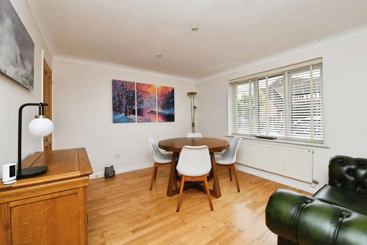 Langham Drive, Rayleigh, SS6, photo 6