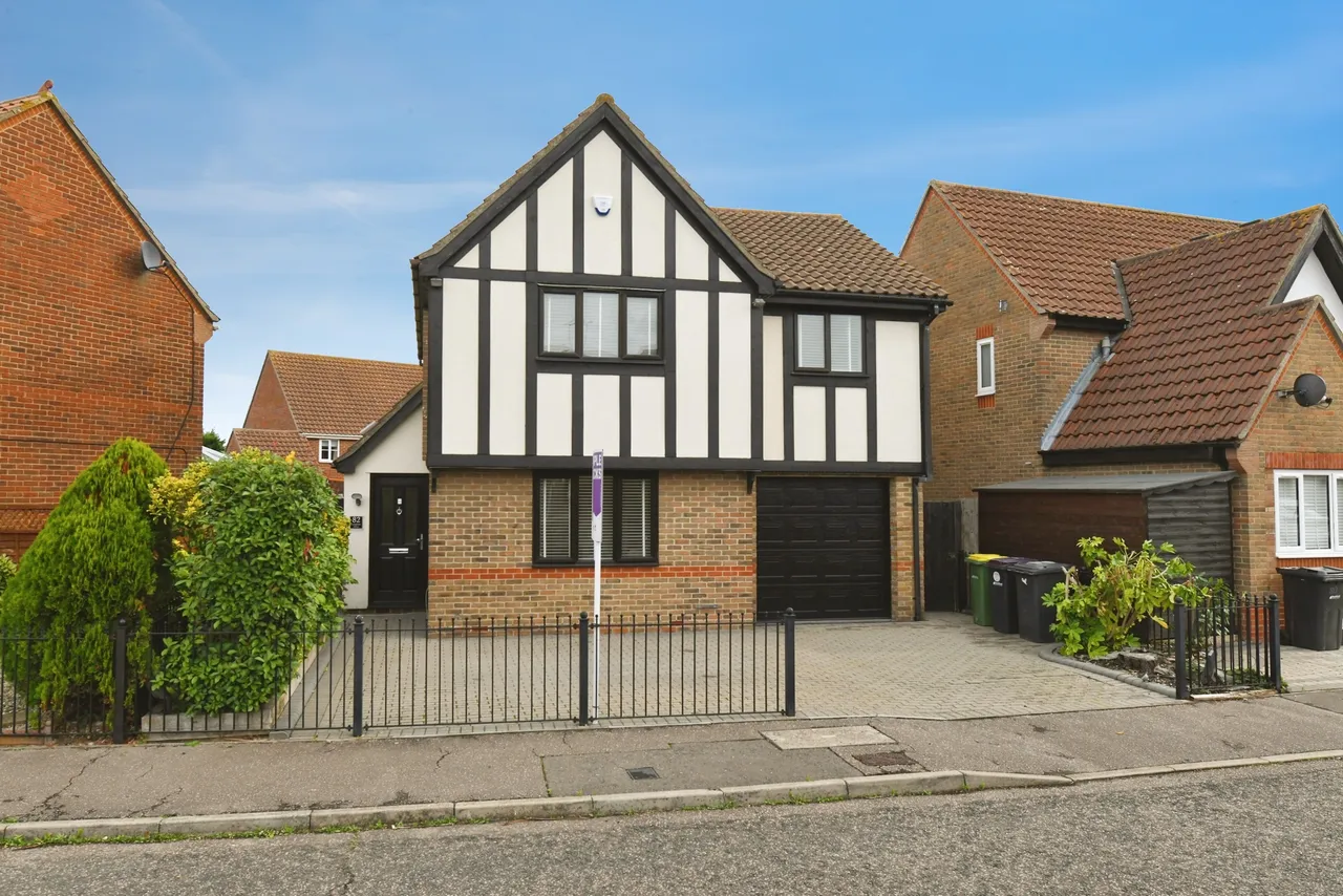 Langham Drive, Rayleigh, SS6, photo 20