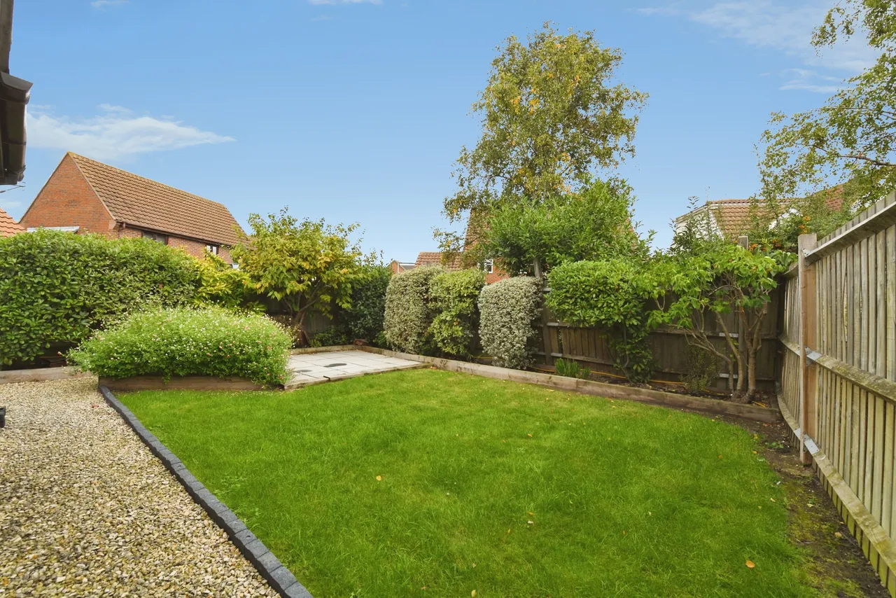 Langham Drive, Rayleigh, SS6, photo 16