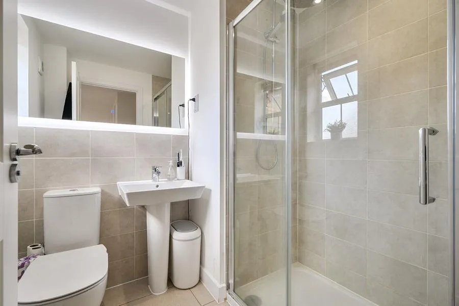 Blush Crescent, Carterton, OX18, photo 15