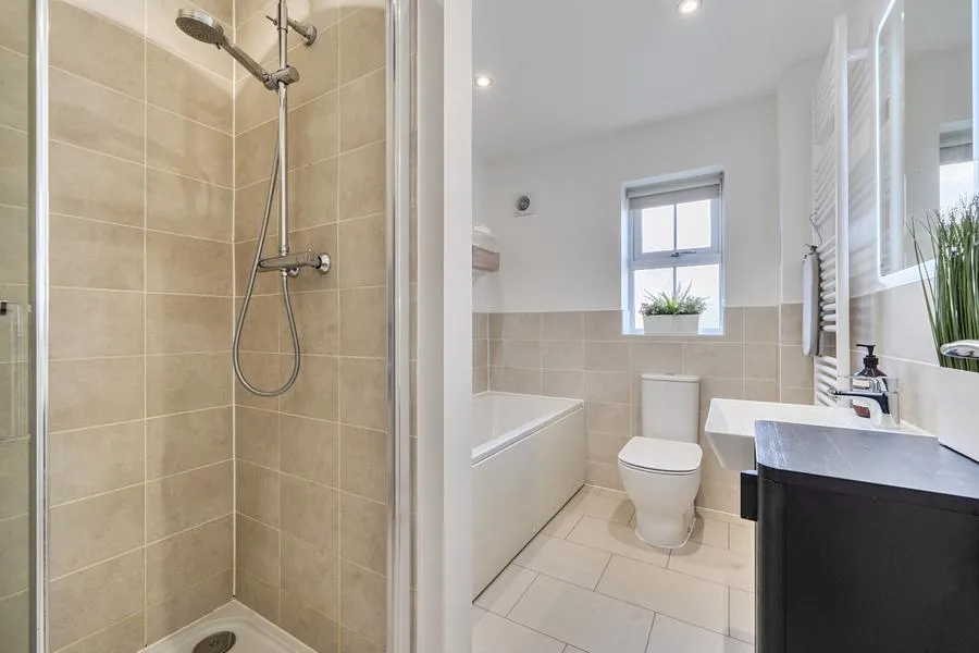 Blush Crescent, Carterton, OX18, photo 18