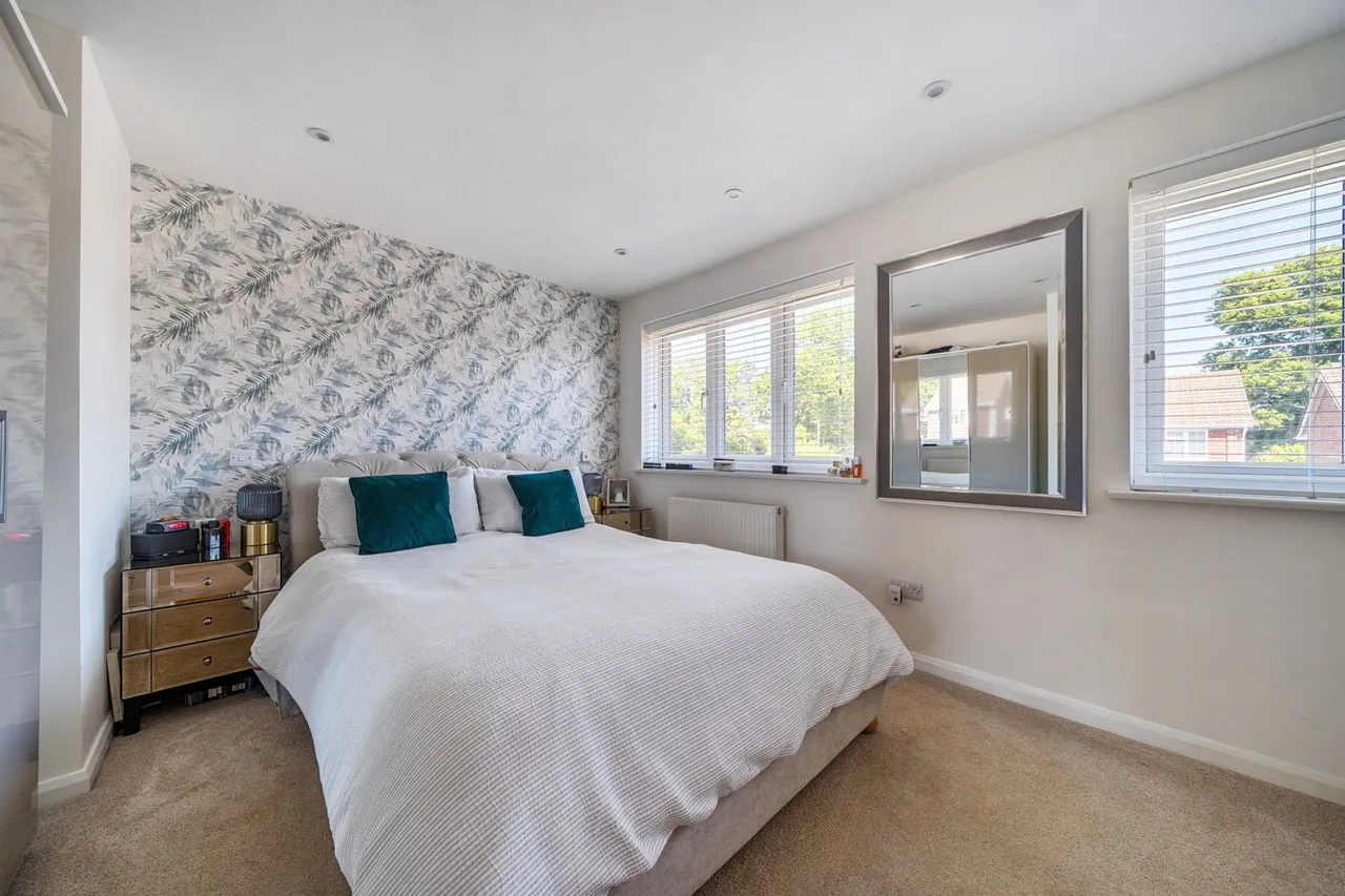 Sway, Lymington, SO41, photo 13