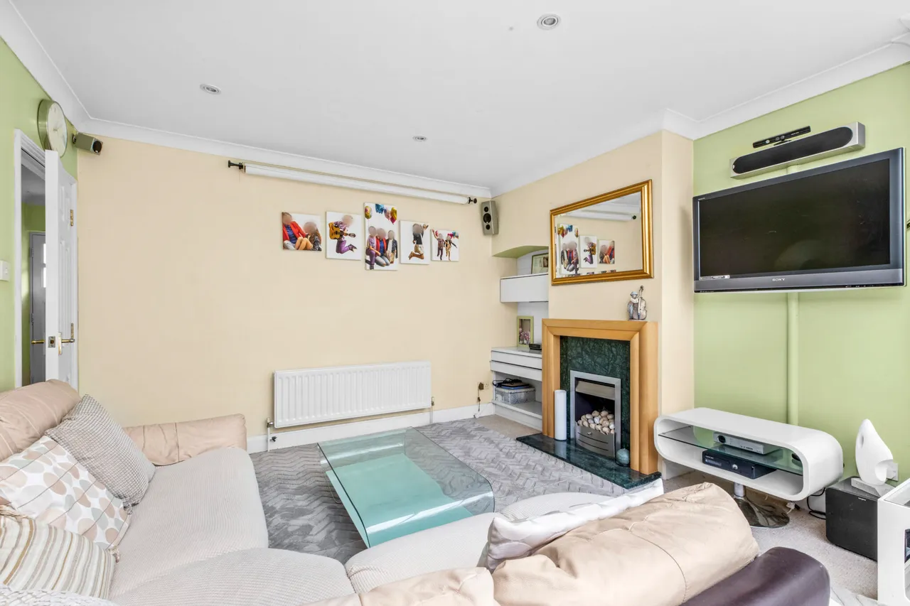 Longcroft Avenue, Wendover, HP22, photo 5