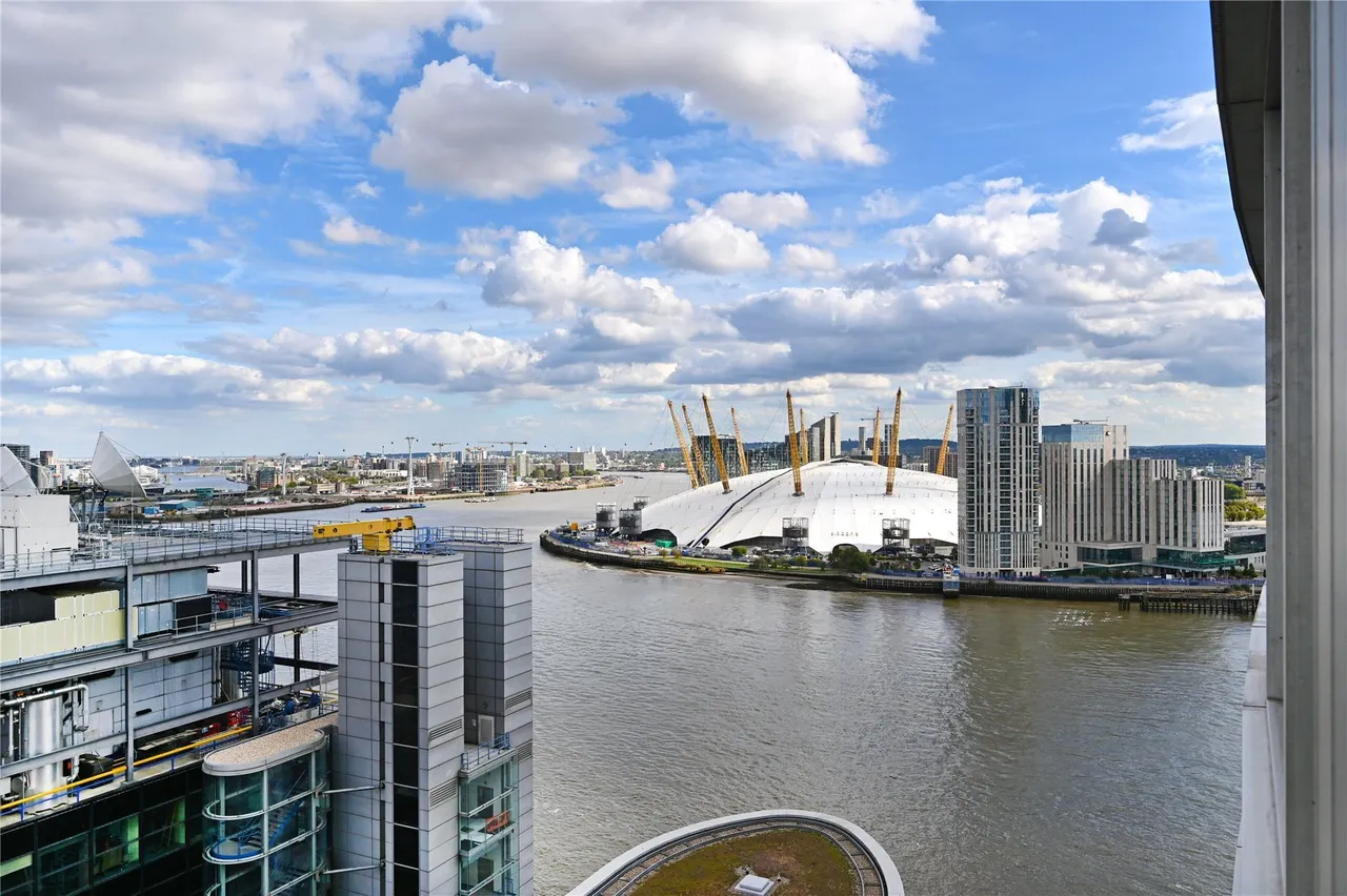 Fairmont Avenue, London, E14, photo 7