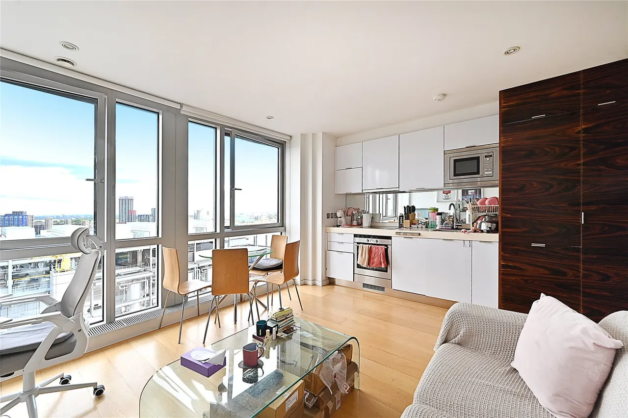 flat to rent, Fairmont Avenue, London, E14