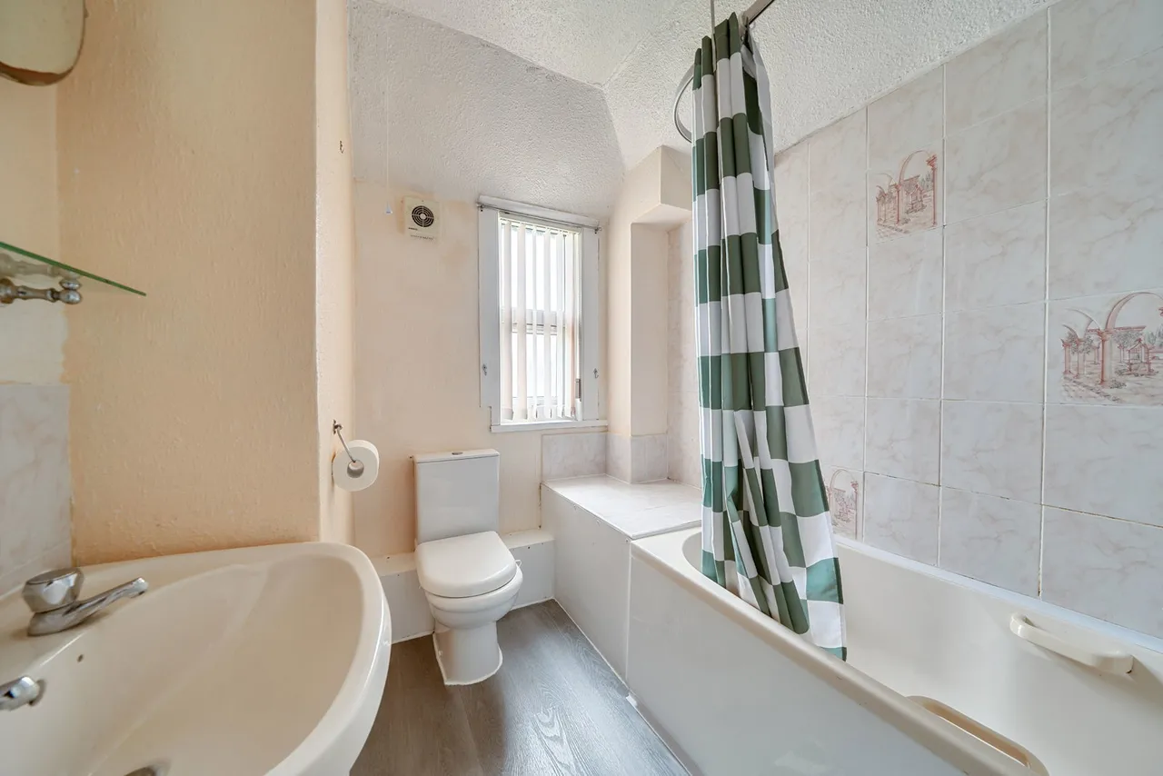 Constantine Avenue, York, YO10, photo 8
