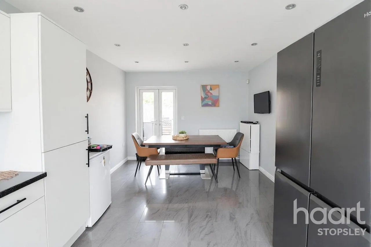 Woodfield Grove, Luton, LU2, photo 10