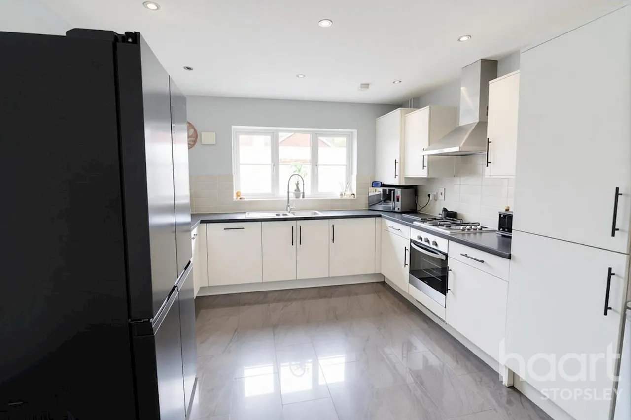 Woodfield Grove, Luton, LU2, photo 9