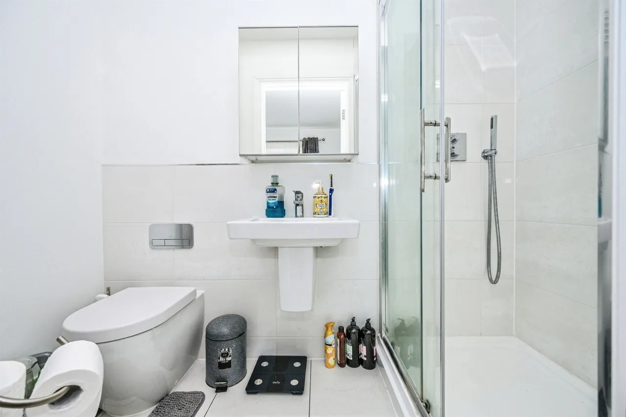 Fullers Avenue, Watford, WD25, photo 8