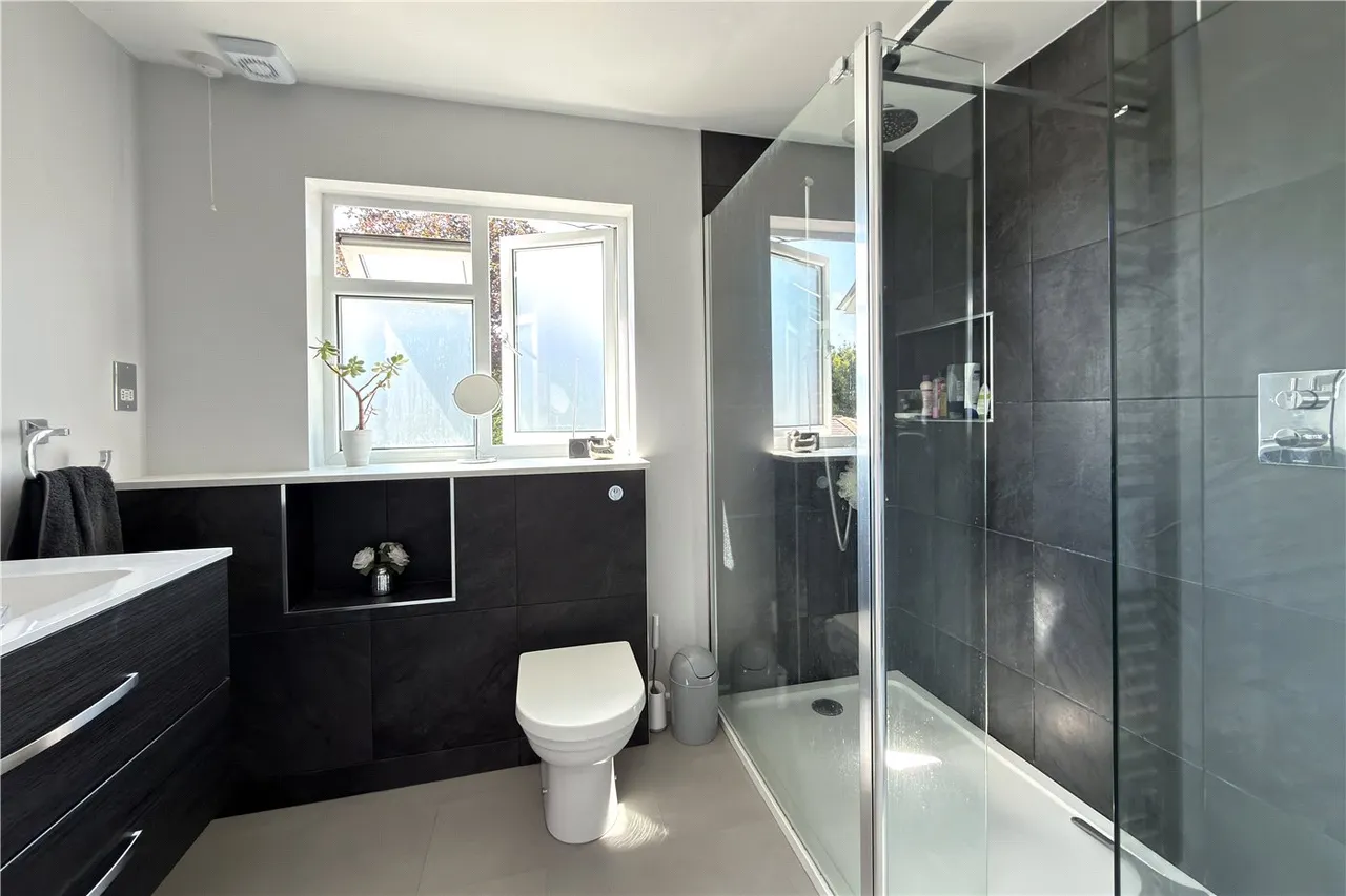 Crosby Close, Beaconsfield, HP9, photo 12