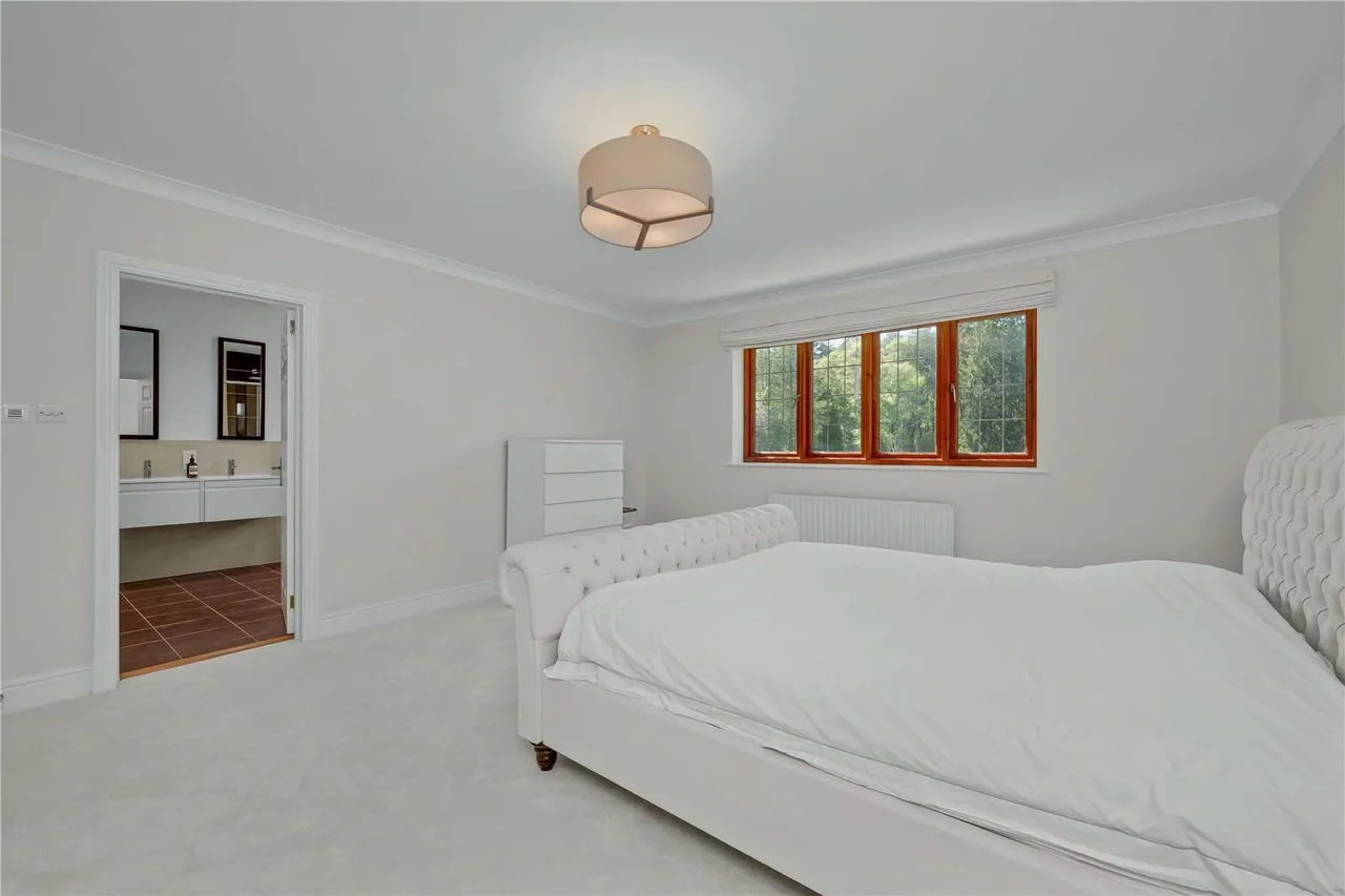 Coronation Road, Ascot, Berkshire, SL5 9LQ, photo 11