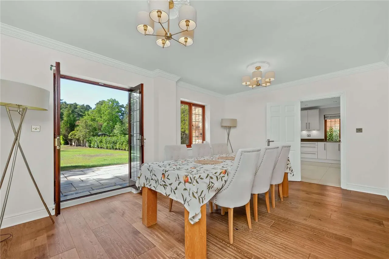 Coronation Road, Ascot, Berkshire, SL5 9LQ, photo 4