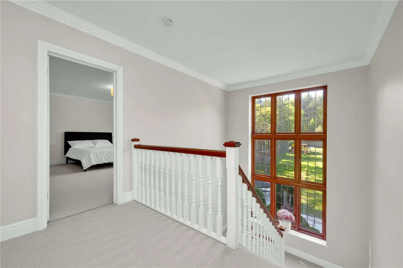 Coronation Road, Ascot, Berkshire, SL5 9LQ, photo 8