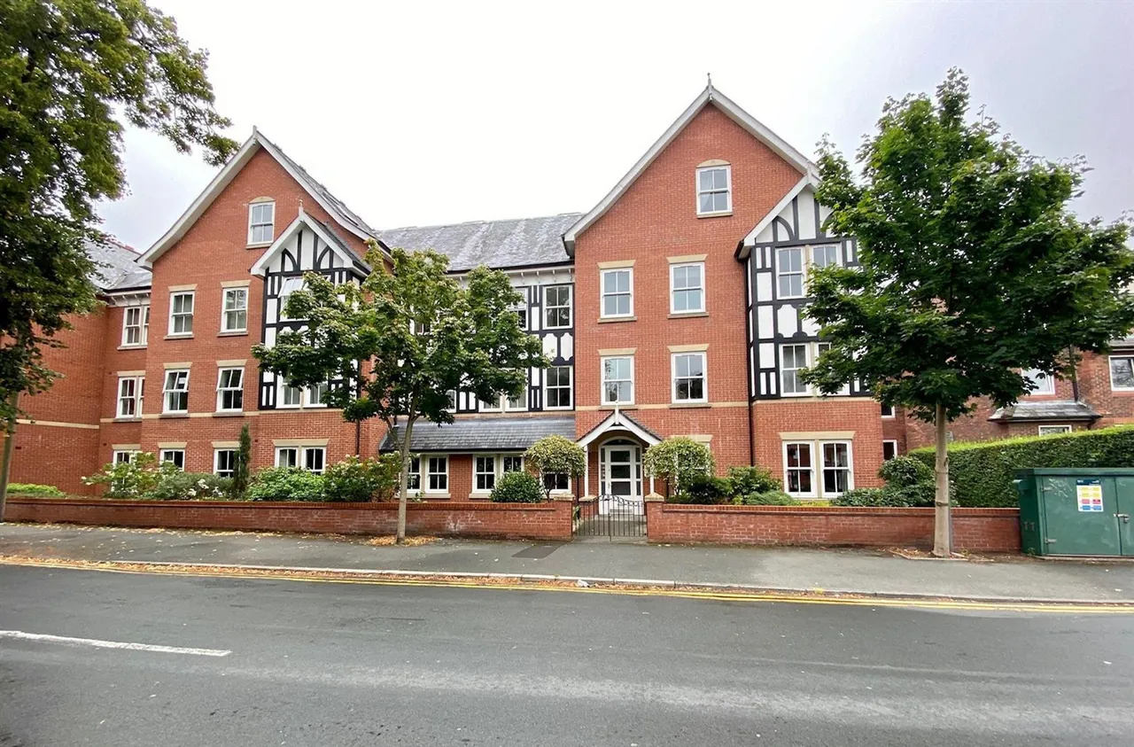 Groby Road, Altrincham, WA14, photo 12