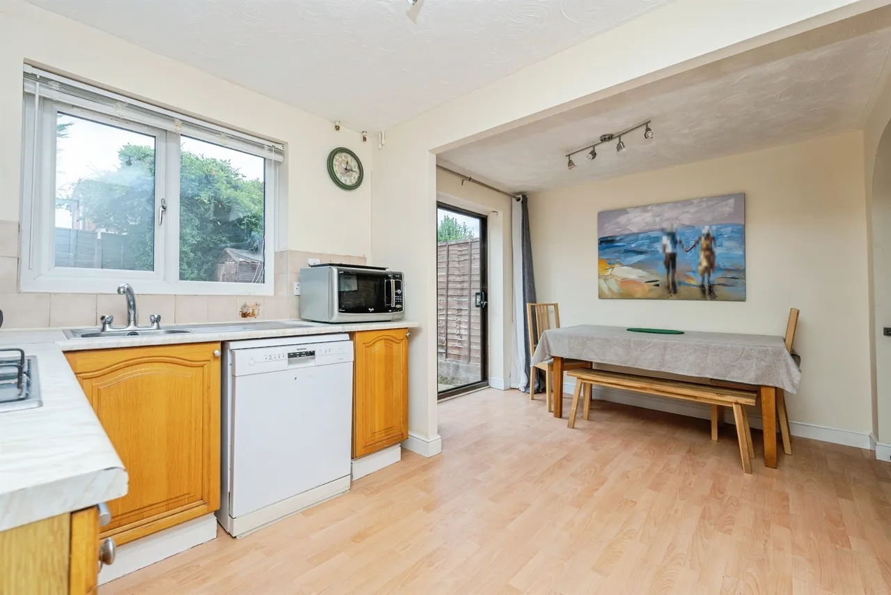 Beauchamp Avenue, Kidderminster, DY11, photo 13