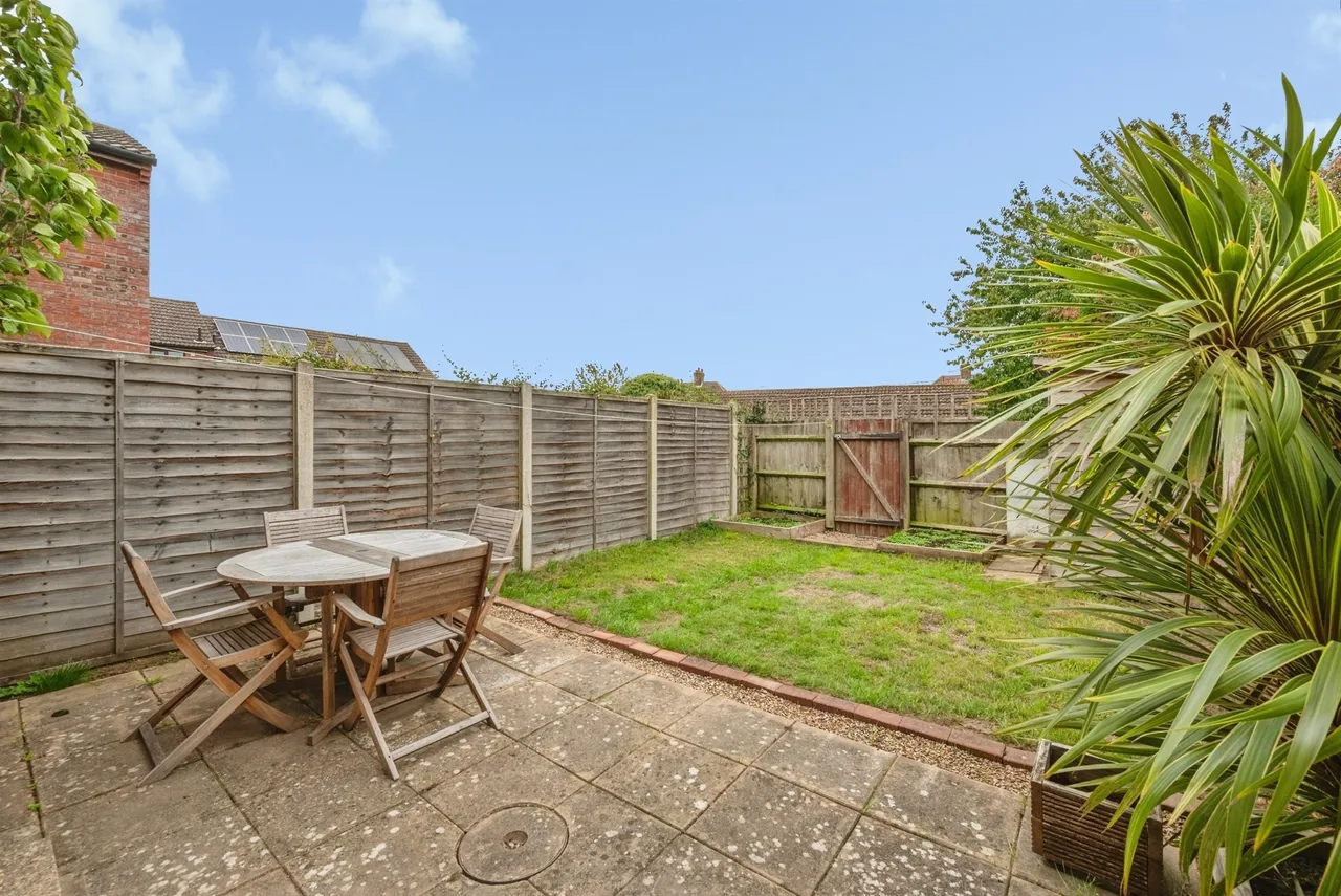 Highfield Close, Foulsham, NR20, photo 12