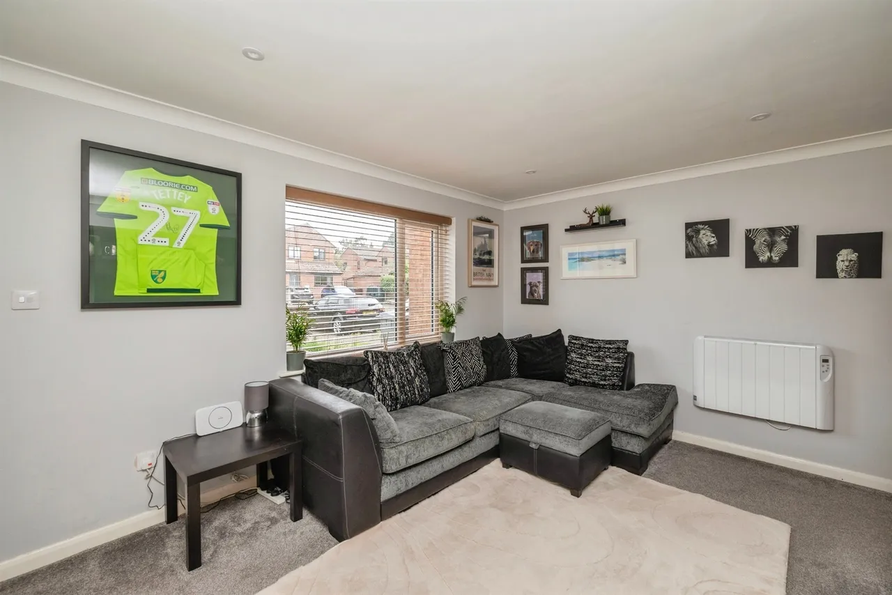 Highfield Close, Foulsham, NR20, photo 4