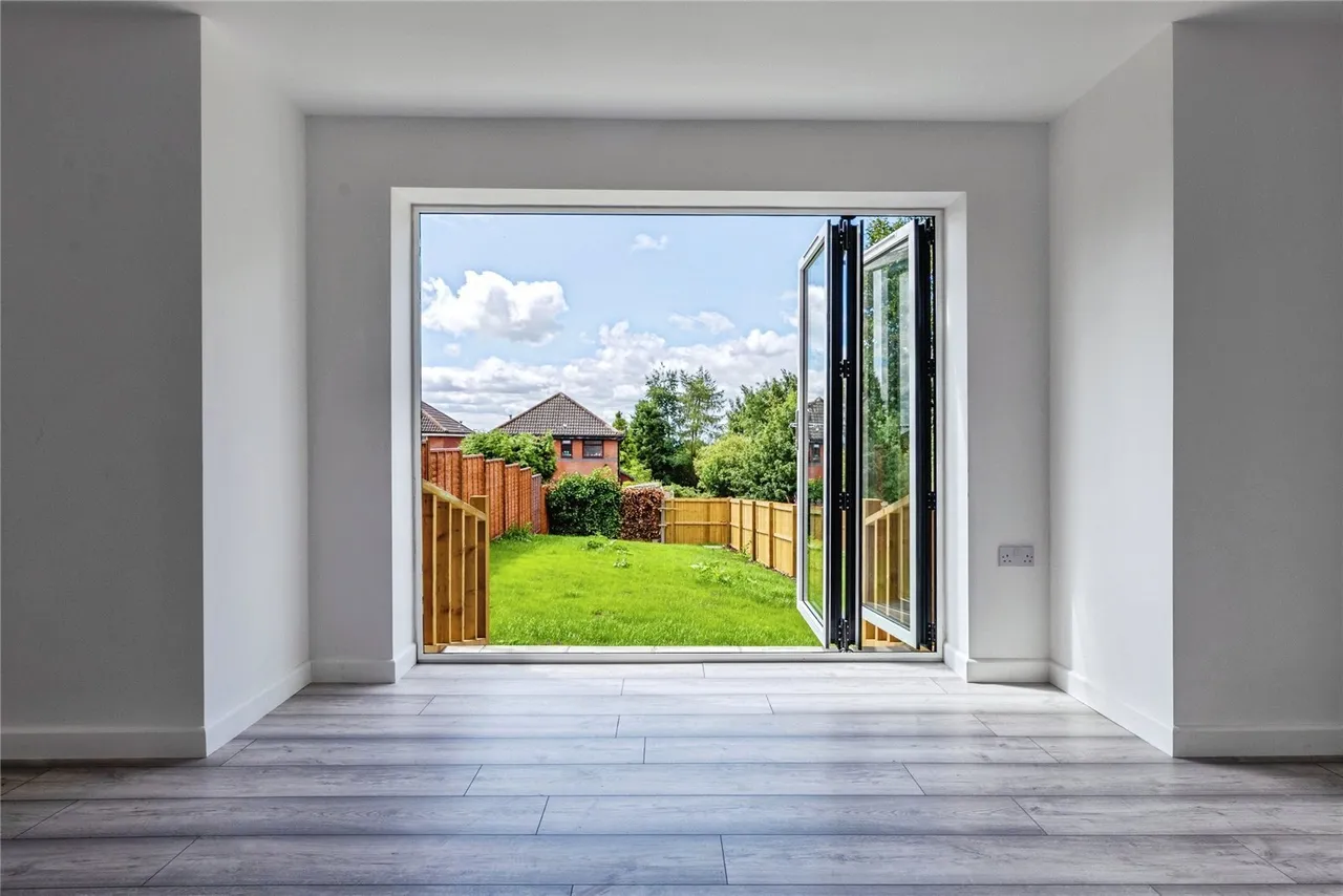 Netherhey Street, Oldham, OL8, photo 3