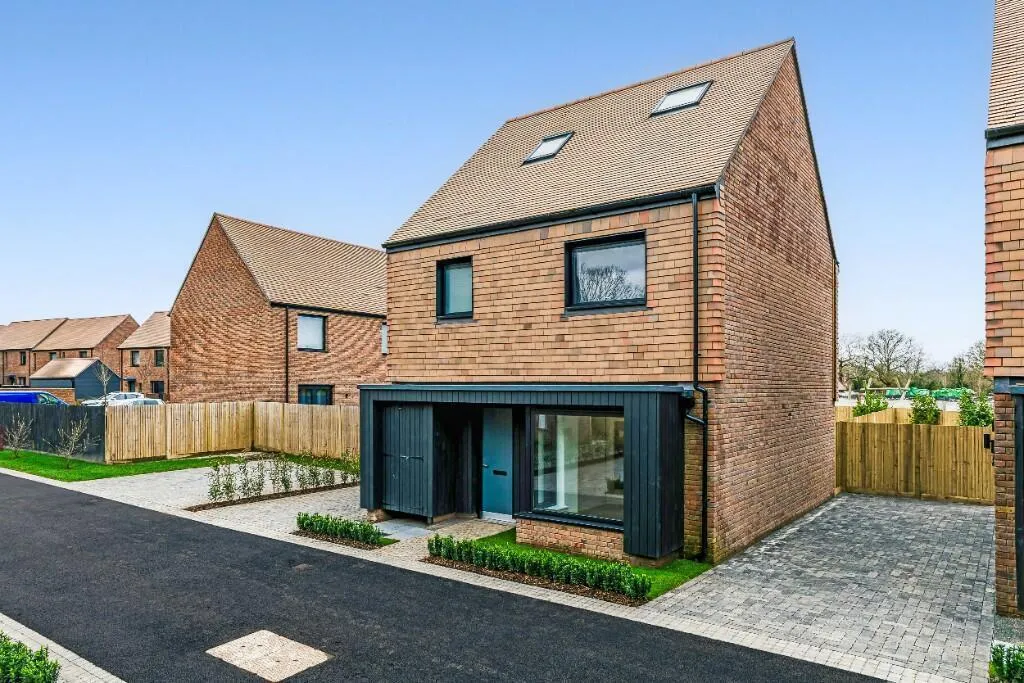 3 bed house for sale, Medland Close, Alfold, GU6