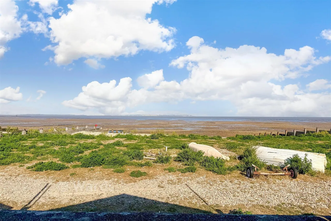 West Beach, Whitstable, CT5, photo 6