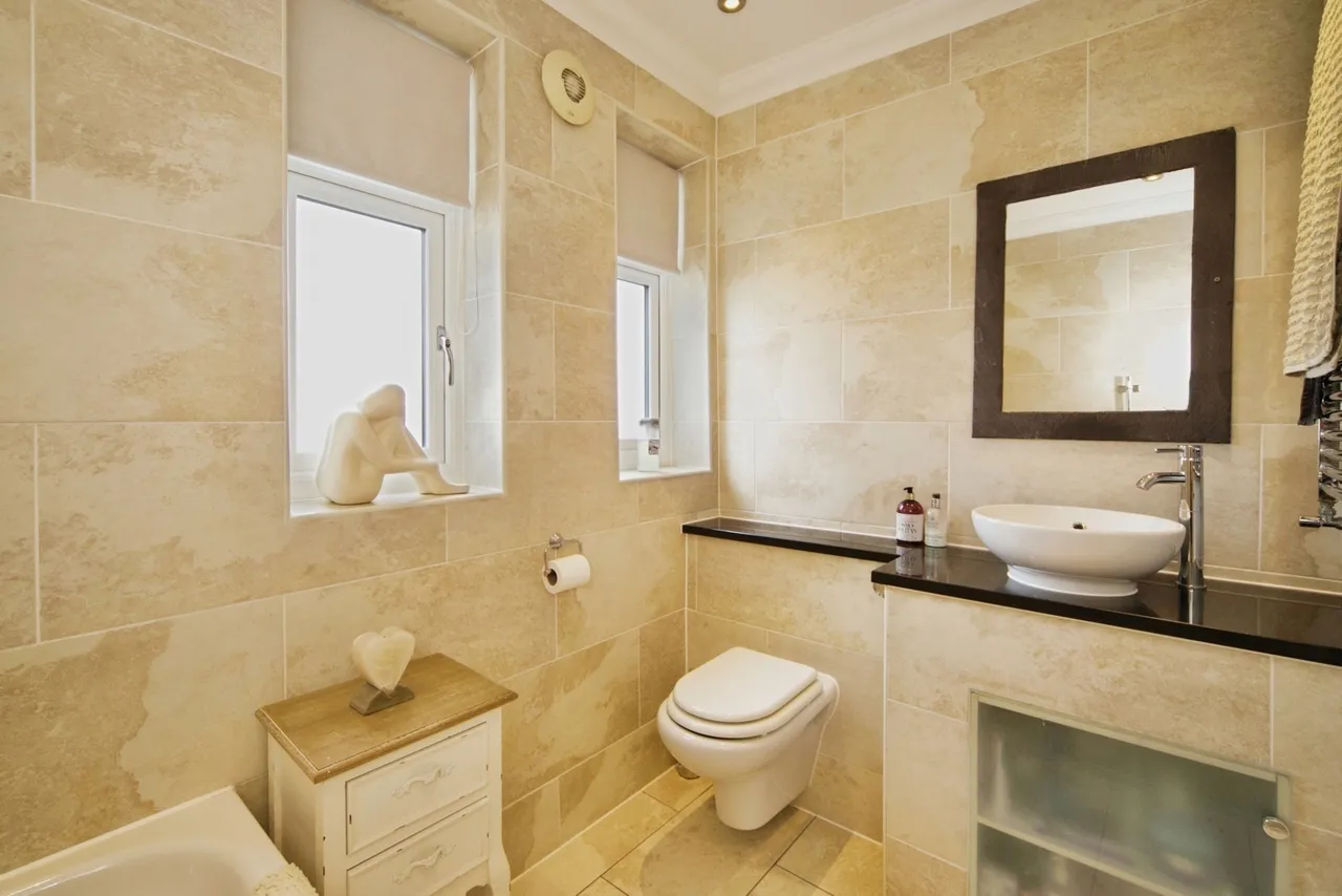 Havering Road, Romford, RM1, photo 15