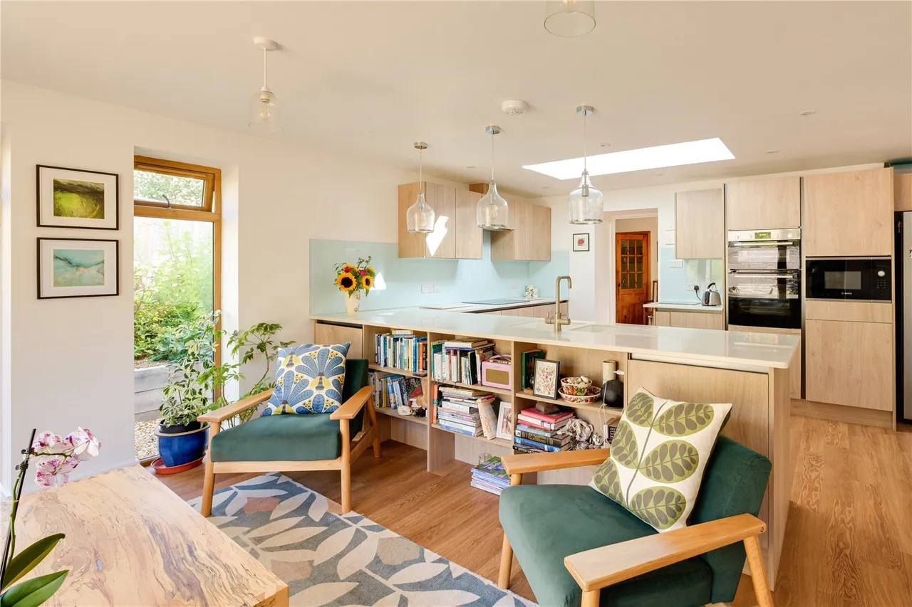 Middle Ridge Lane, Corton Denham, DT9, photo 2