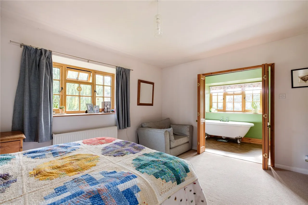 Middle Ridge Lane, Corton Denham, DT9, photo 9
