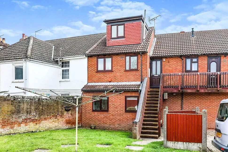 1 bed flat to rent — St. Georges Court, Fareham, Hampshire, PO16
