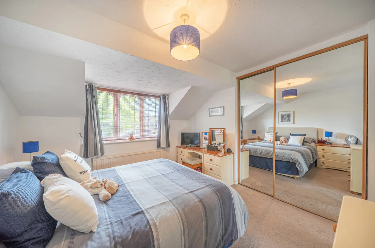 Rubus Close, West End, Woking, Surrey, GU24 9XD, photo 6