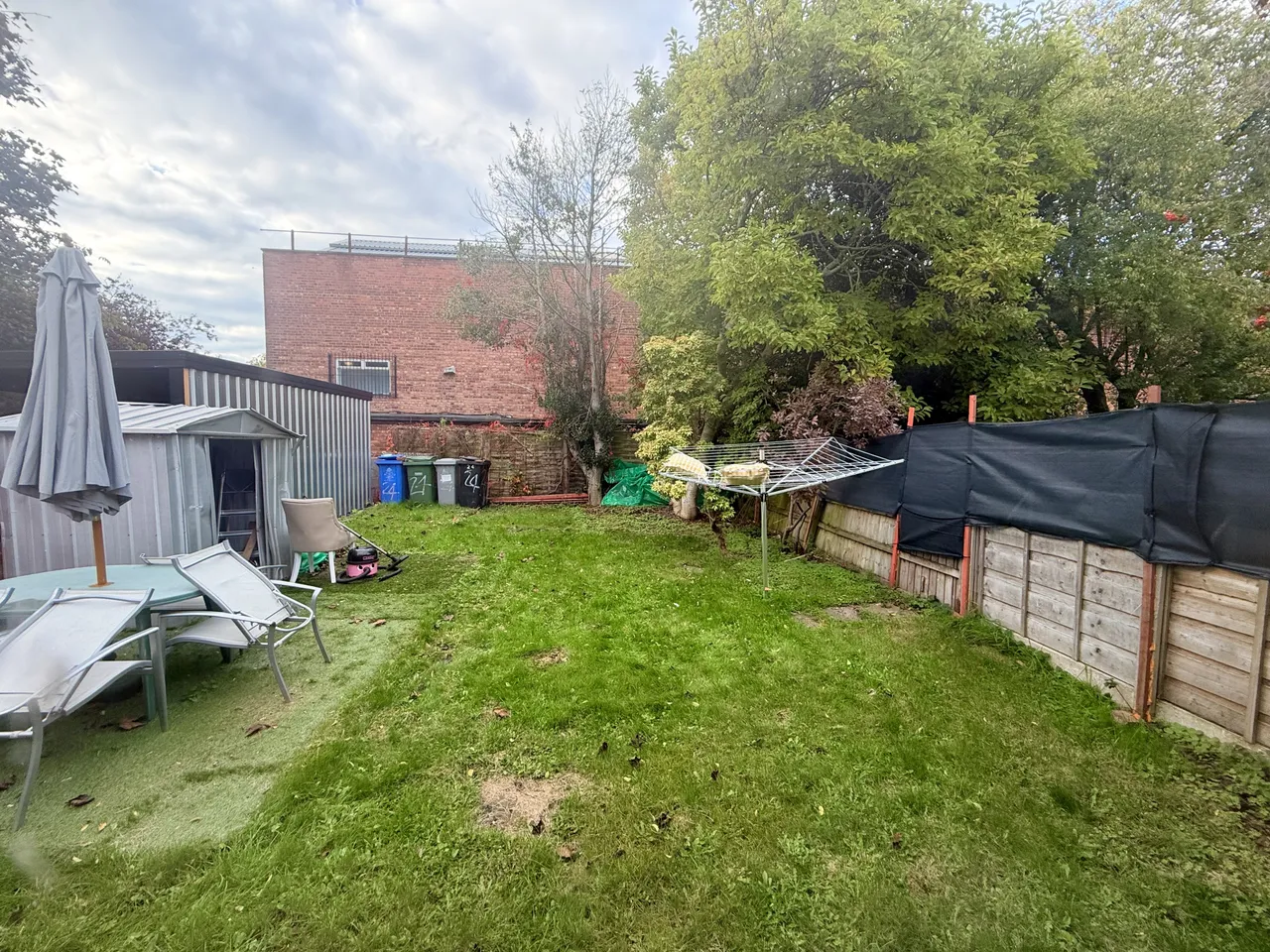 Bollin Drive, WA14, photo 9