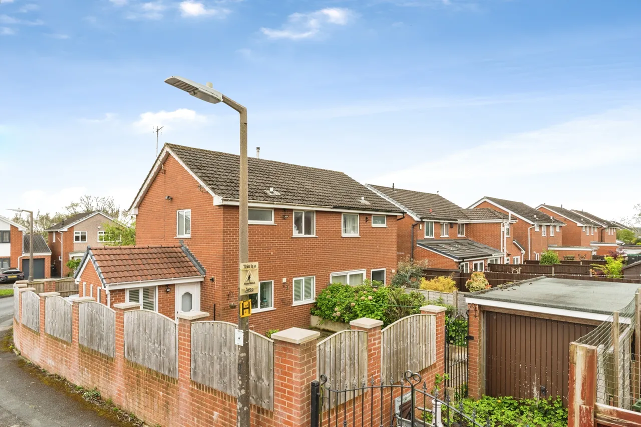 Quakerfields, Westhoughton, BL5, photo 7