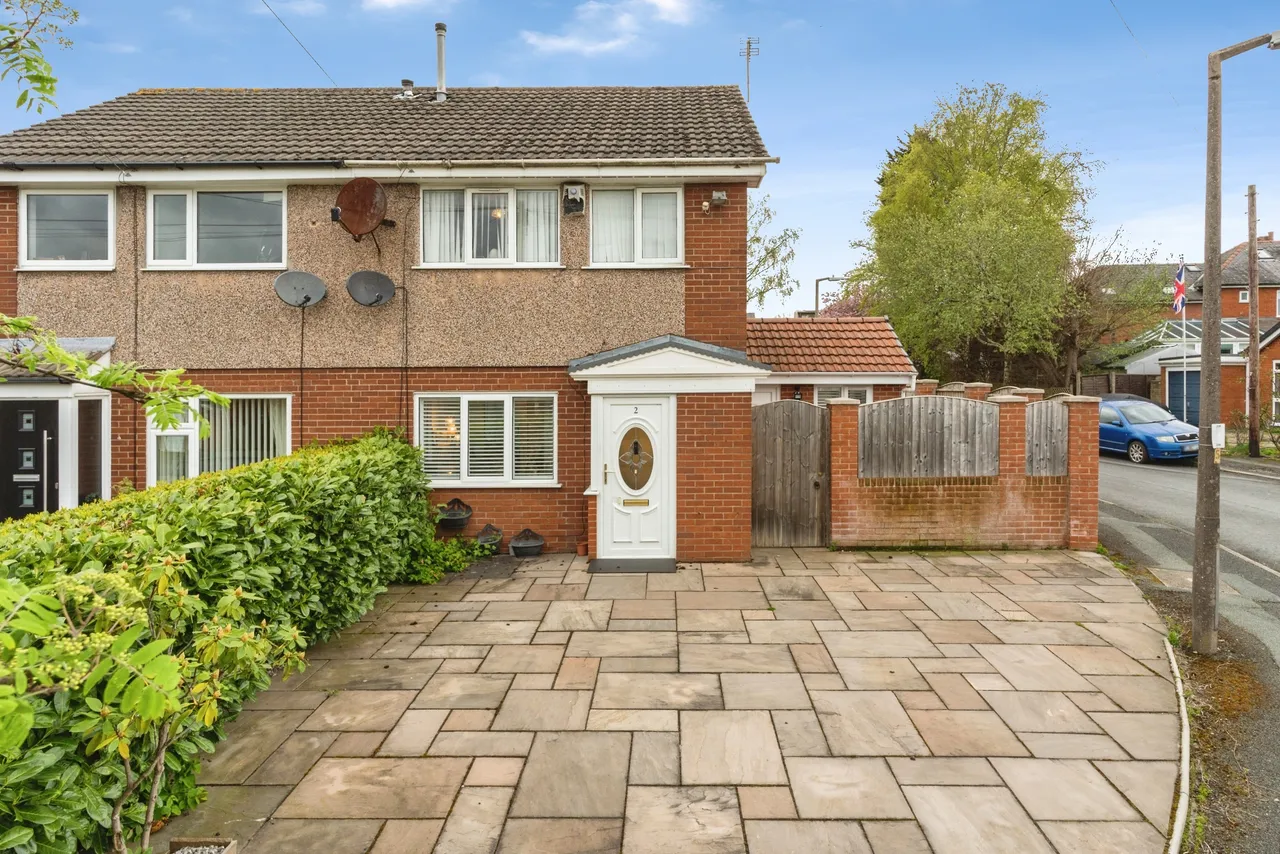 3 bed house for sale, Quakerfields, Westhoughton, BL5