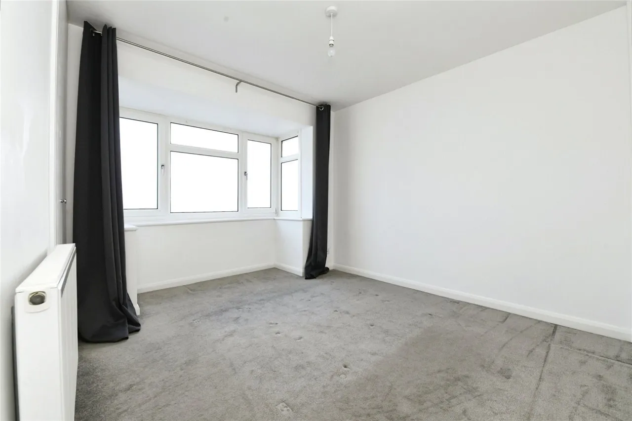Victors Crescent, Hutton, Brentwood, Essex, CM13, photo 11