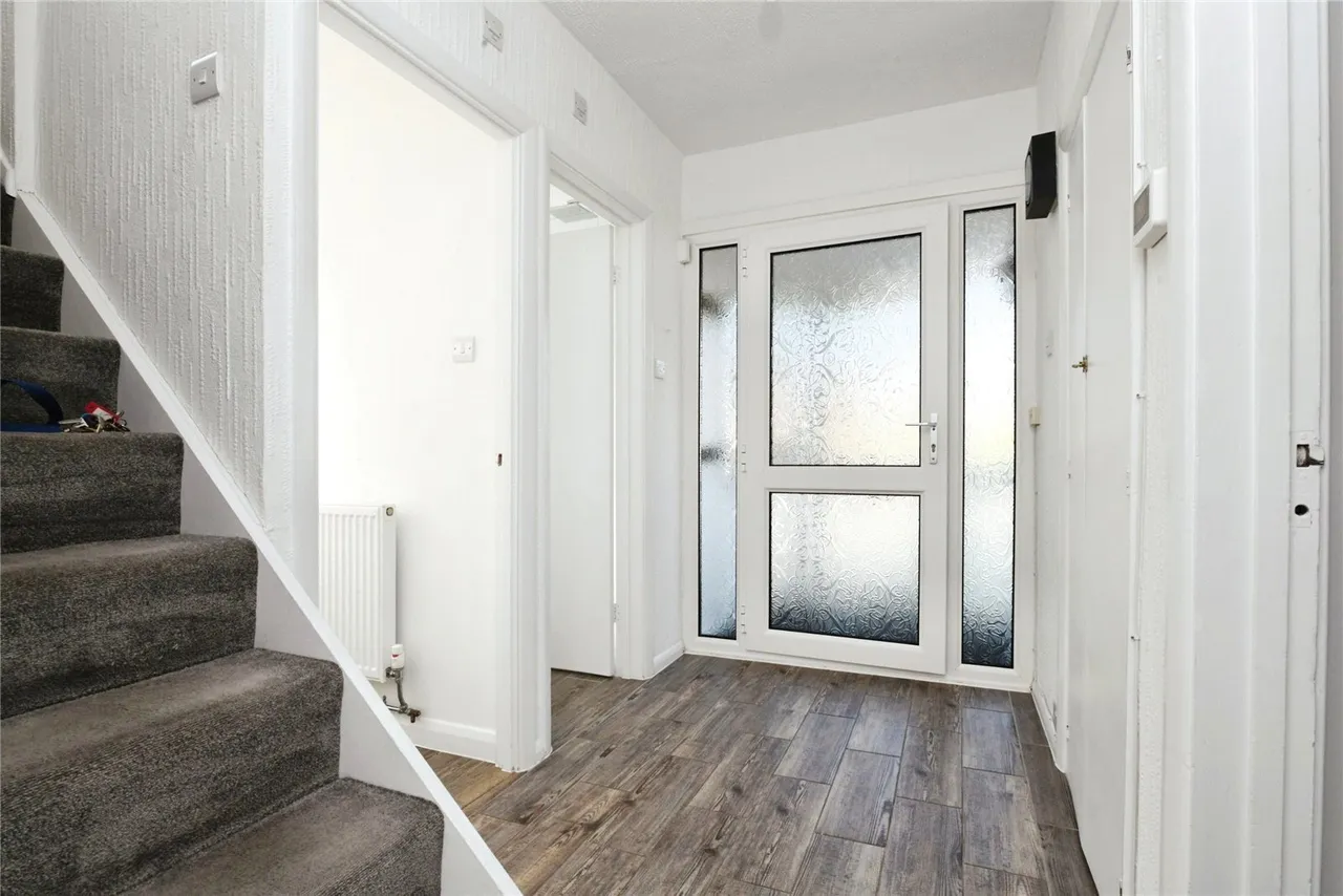 Victors Crescent, Hutton, Brentwood, Essex, CM13, photo 5