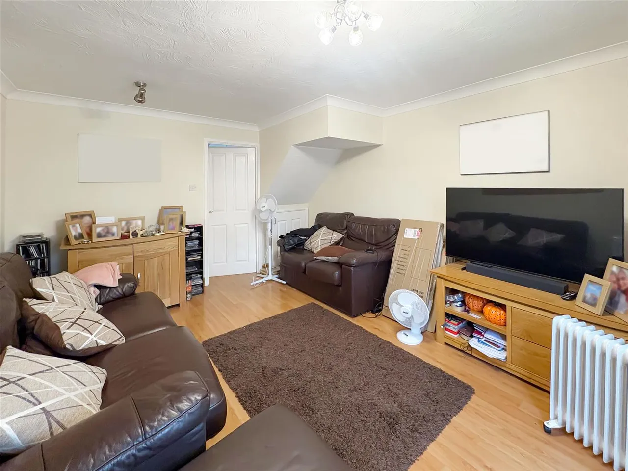 Wills Close, Ford, photo 4