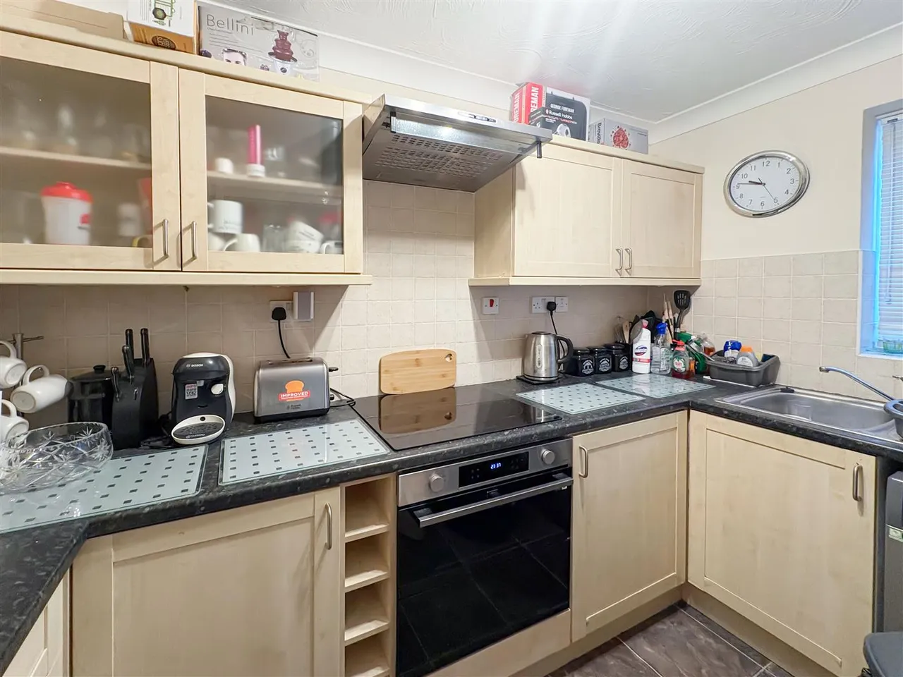 Wills Close, Ford, photo 6