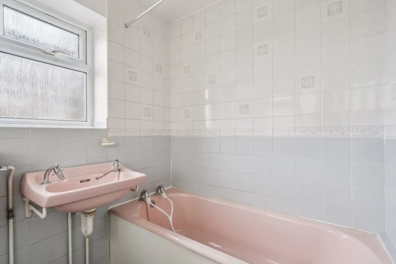 Southbourne Drive, Bourne End SL8 5RY, photo 13