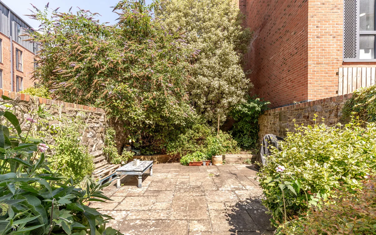 Cave Street, Central Bristol, BS2, photo 2