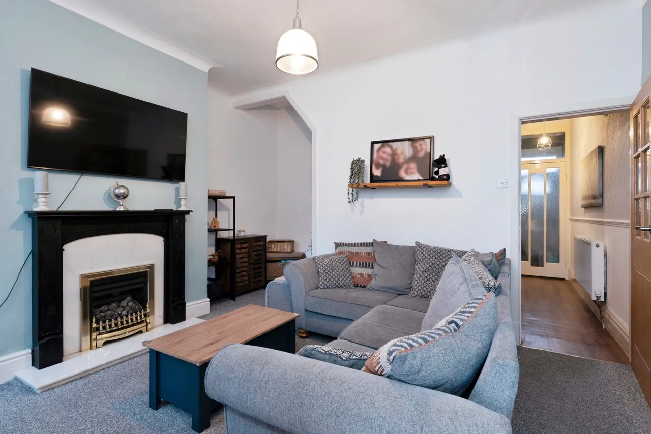 Carus Avenue, Darwen, BB3, photo 3