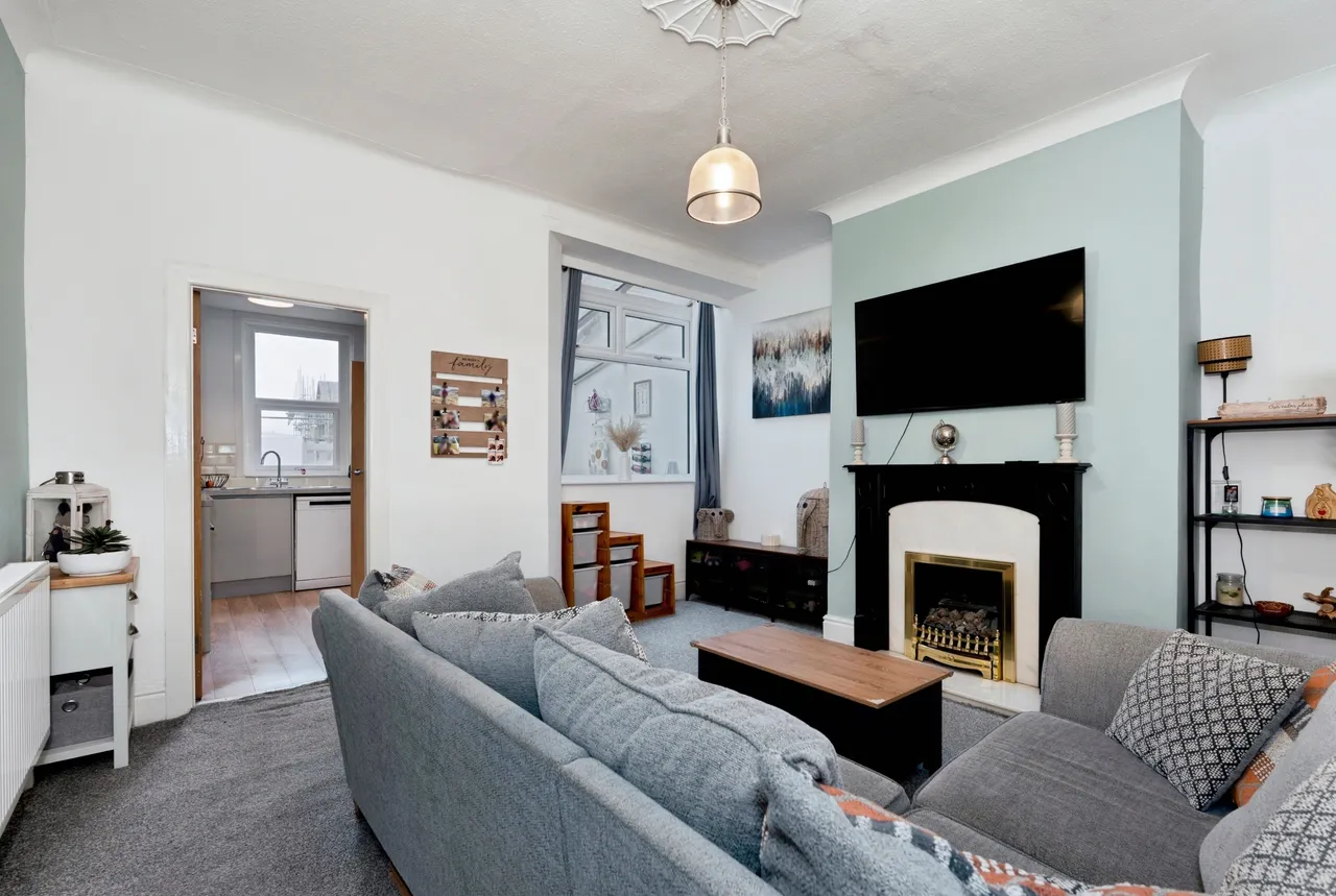 Carus Avenue, Darwen, BB3, photo 2