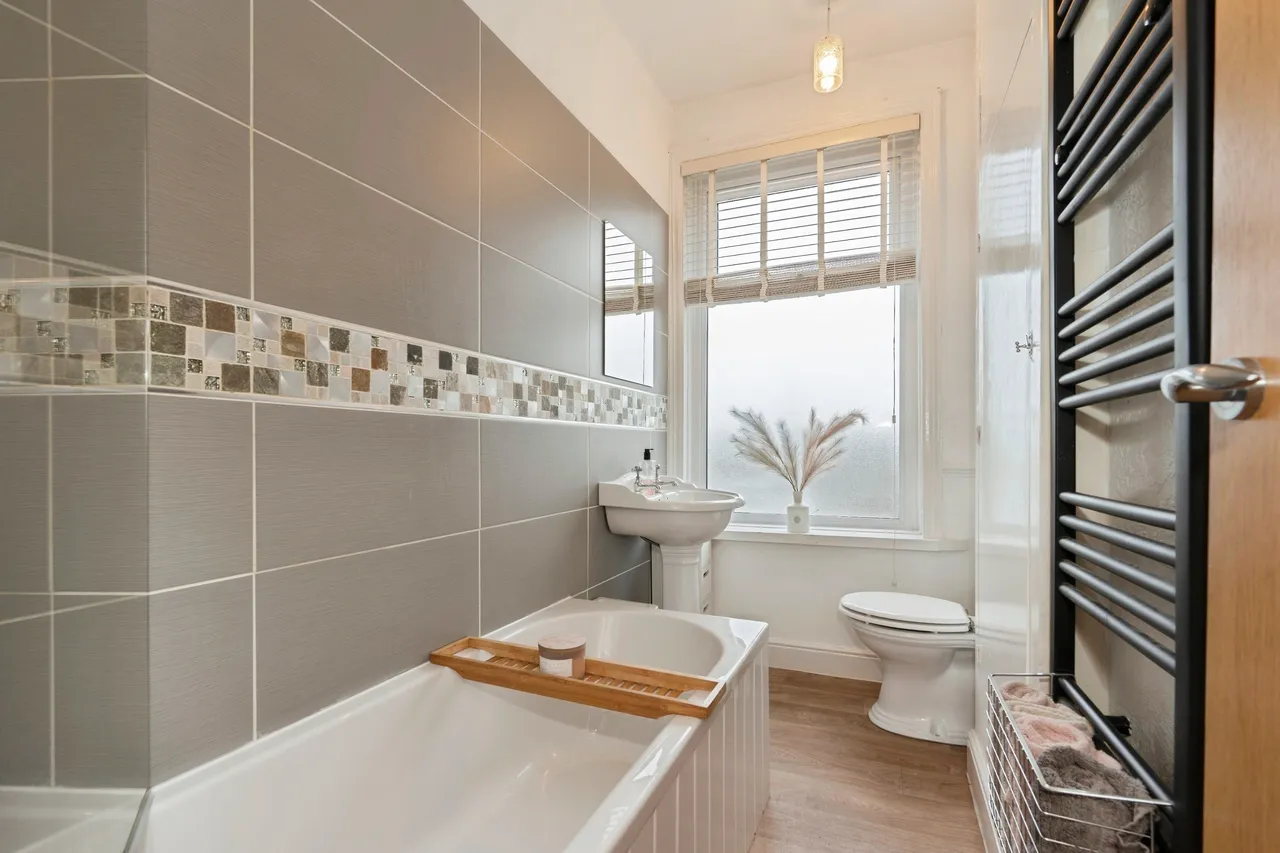 Carus Avenue, Darwen, BB3, photo 11
