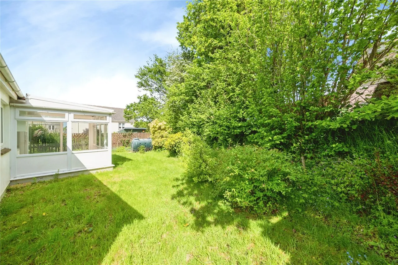 Oak Park, St Tudy, PL30, photo 3