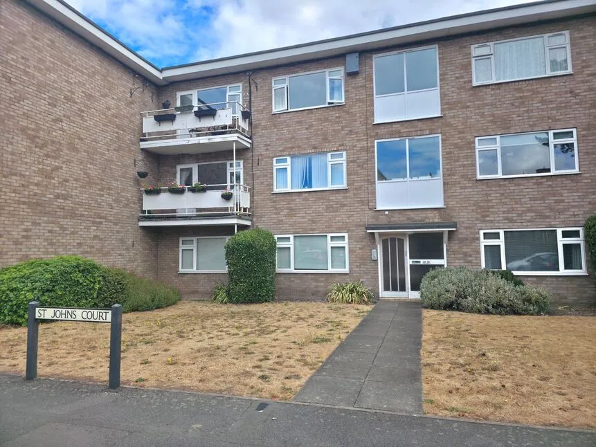 2 bed flat for sale — St. Johns Court, Warwick, Warwickshire, CV34