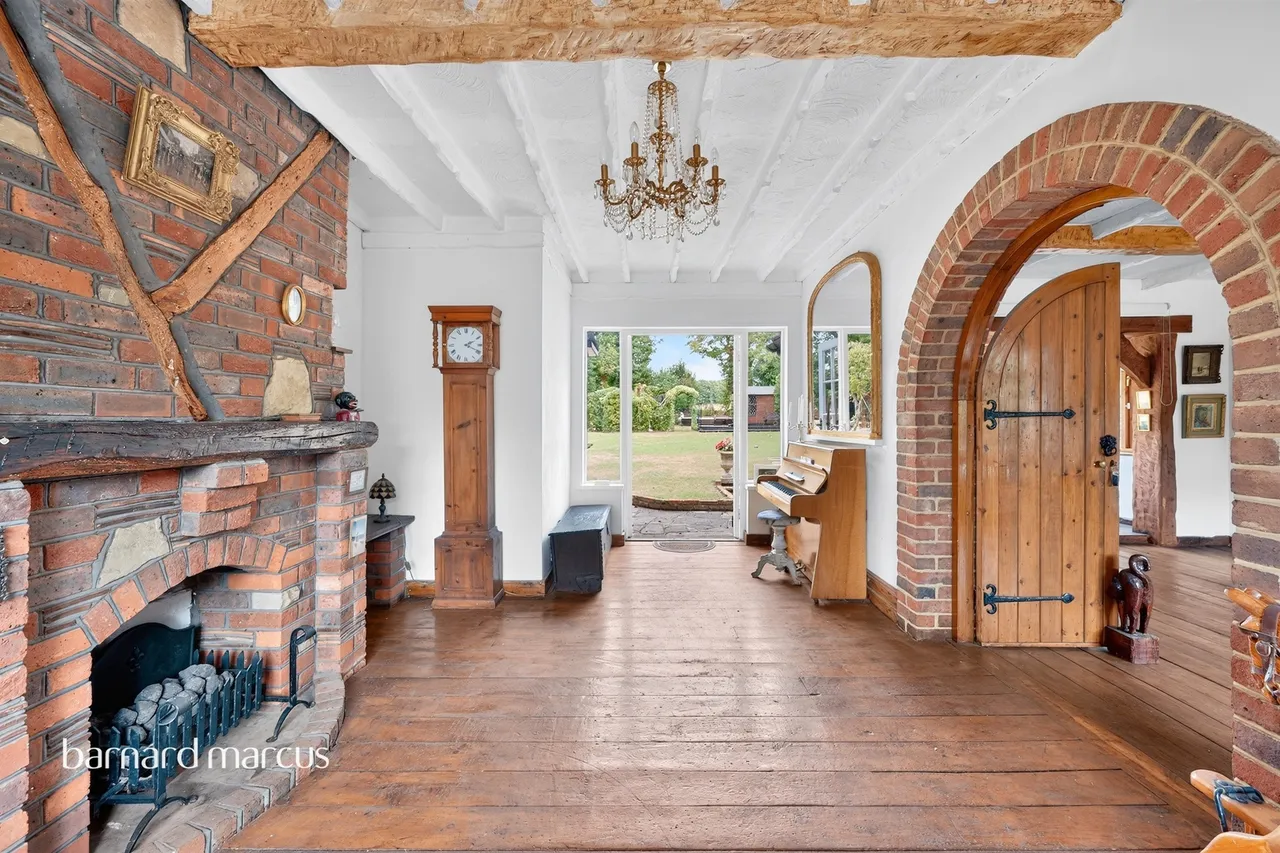Longdown Lane North, Epsom, KT17, photo 4